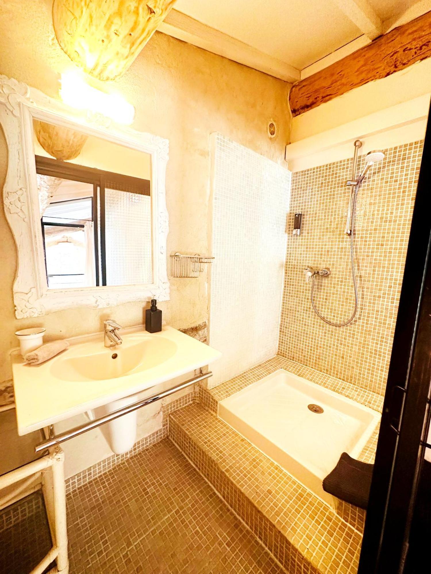 Magnifique Loft - Piscine - Tennis - Babyfoot Nîmes Zewnętrze zdjęcie